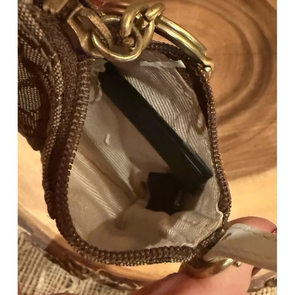 Y2K Coach‎ Mini Studded Signature Canvas White Leather Coin Purse Keychain Rare - Picture 6 of 7